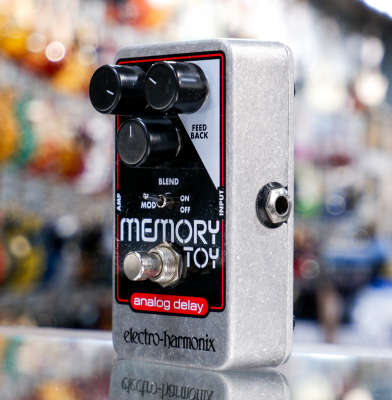 Memory Toy | Analog Delay With Modulation - Electro-Harmonix